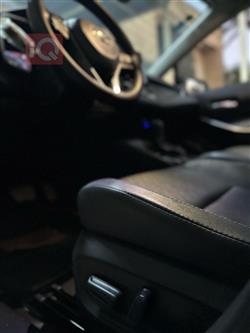 تۆیۆتا کۆرۆلا